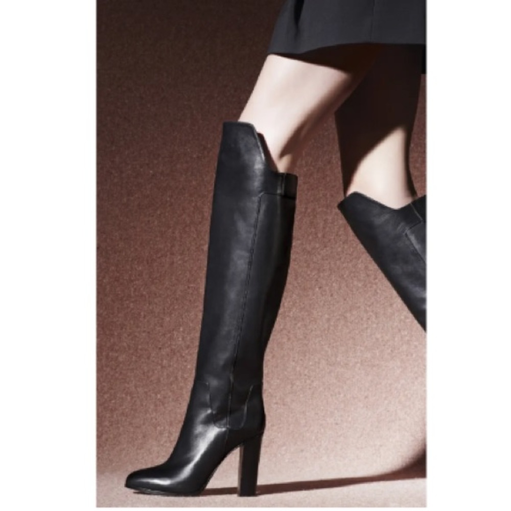 🛍HP🛍 Vince Dempsey Over the Knee Boot